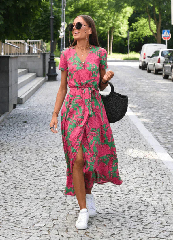 Earlene - Flowing and Comfortable Summer Dress