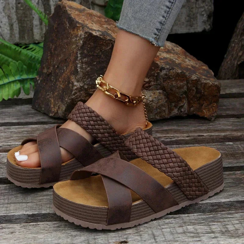 Anika - Comfortable orthopedic sandals for all-day well-being